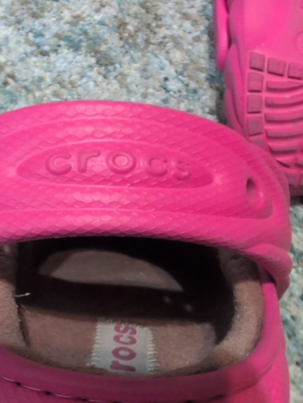 Crocs Hot Pink Fleece Lined Clogs M5/W7 - Picture 8 of 9